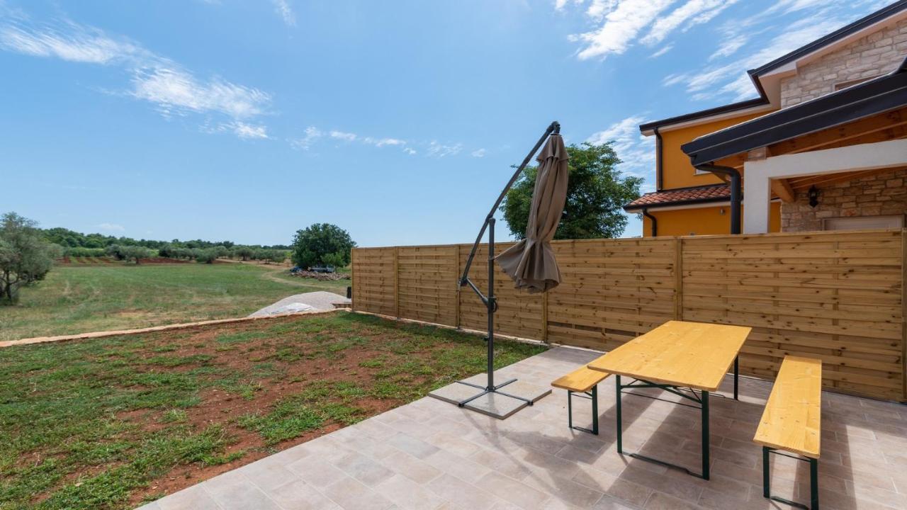 Holiday Home Lino Dajla Esterno foto